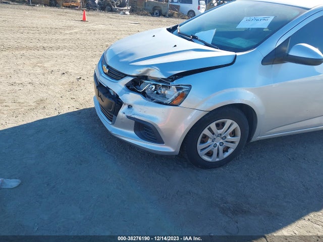 Chevrolet Sonic Ls Auto 2017 1G1JB5SH0H4140237 Image 6