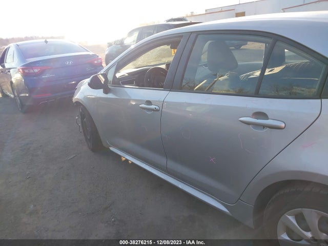 2021 TOYOTA COROLLA LE VIN: JTDEPMAEXMJ171888
