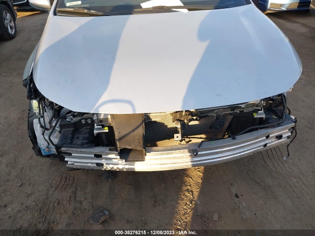 2021 TOYOTA COROLLA LE VIN: JTDEPMAEXMJ171888