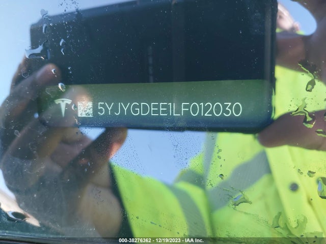 Tesla Model Y Long Range 2020 5YJYGDEE1LF012030 Image 9