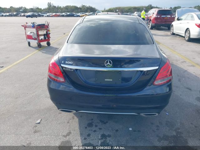 55SWF4JB6HU183061 Mercedes-Benz C 300 Luxury/sport