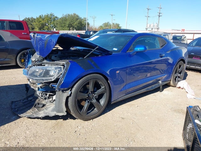 Chevrolet Camaro 1lt 2018 1G1FB1RX5J0143854 Image 2