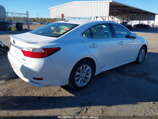 Lexus ES 300H 2014 JTHBW1GG8E2056424 Image 4