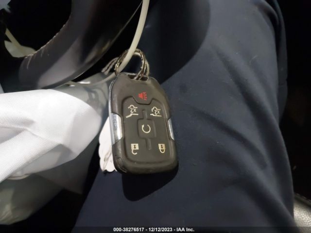 1GNSKBKCXHR351812 Chevrolet Tahoe Lt