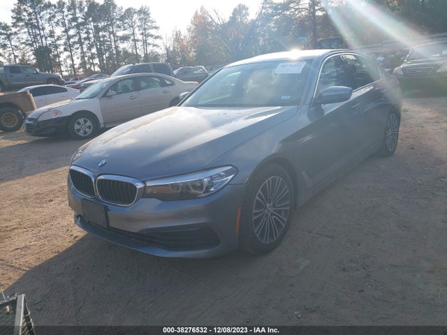 BMW 530I 2019 WBAJA5C50KWW05185 Image 2