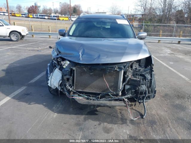 KNMAT2MV5HP577302 Nissan ROGUE SV