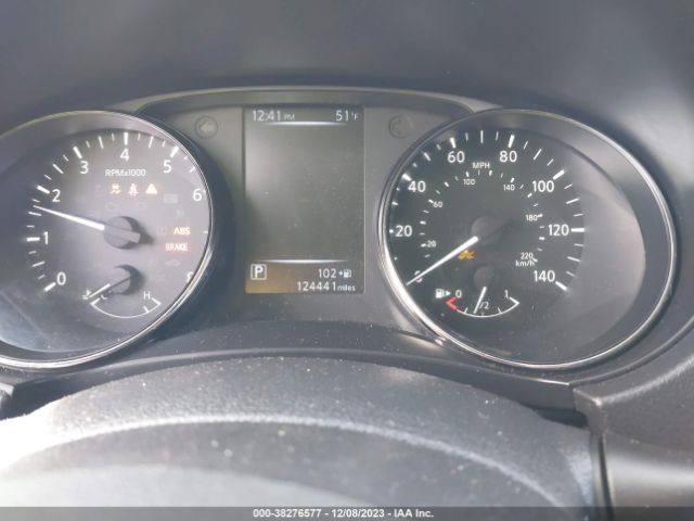 KNMAT2MV5HP577302 Nissan ROGUE SV