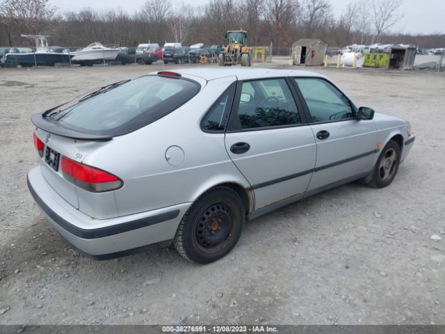 1999 SAAB 9-3 YS3DD55N0X2033269 Photo 3