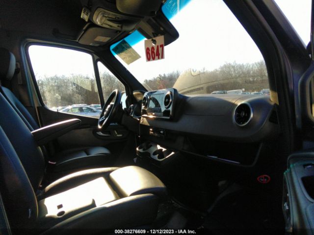 W1Y4EDHY1NT095772 Mercedes-Benz Sprinter 2500 High Roof V6