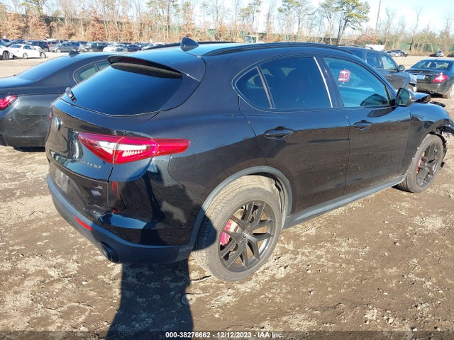 ZASPAKBN6K7C44639 Alfa Romeo Stelvio Ti Awd
