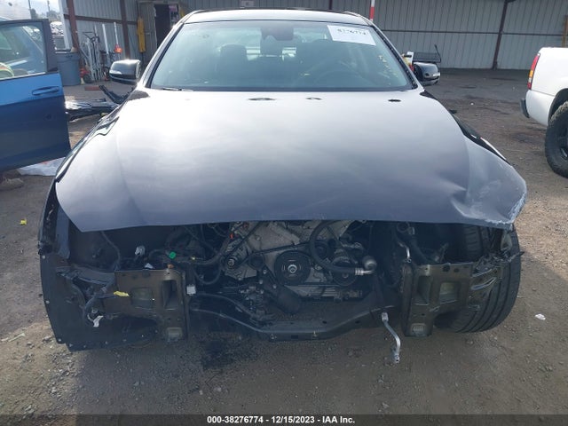 Genesis G80 3.8 2017 KMHGN4JE3HU203949 Image 13