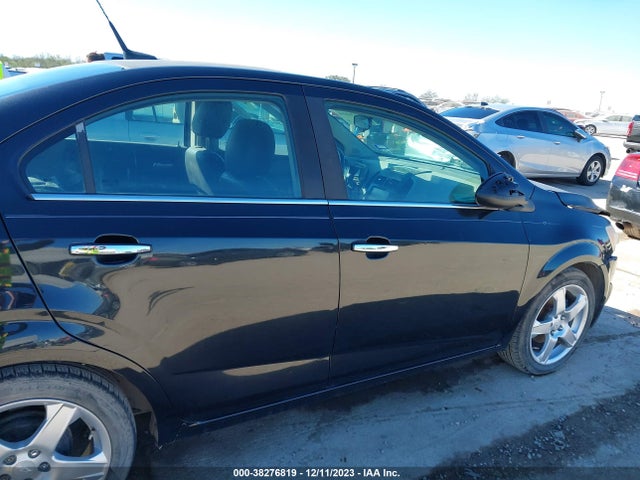 Chevrolet Sonic Ltz Auto 2014 1G1JE5SB6E4238588 Image 13
