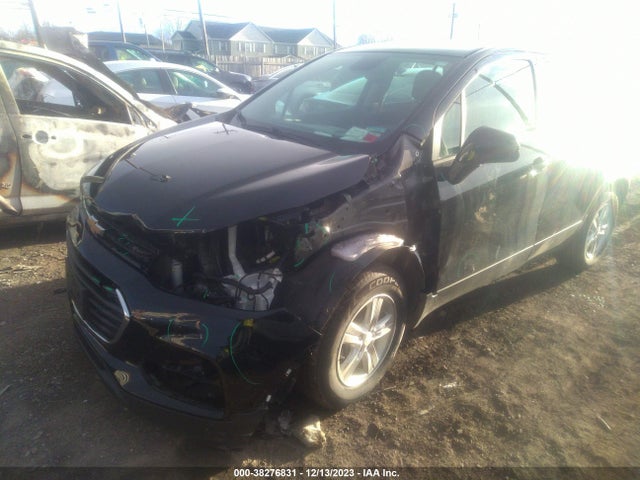 Chevrolet TRAX LS 2019 3GNCJKSB6KL270612 Image 2
