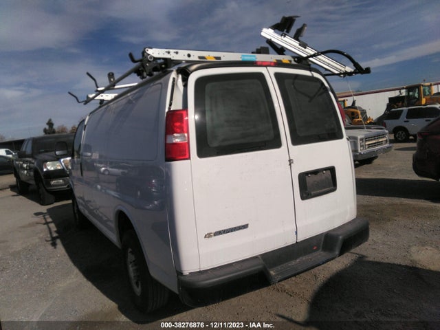Chevrolet Express Cargo Rwd 2500 Regular Wheelbase Wt 2020 1GCWGAFP5L1205702 Image 3
