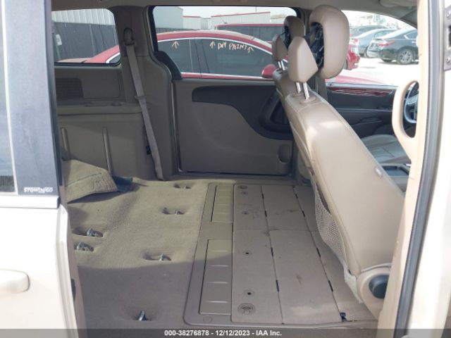 2C4RC1BG8ER156489 Chrysler Town  Country Touring