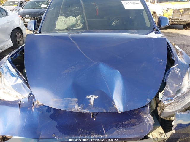 Tesla Model Y Long Range 2021 5YJYGDEE8MF287427 Image 10