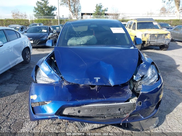 Tesla Model Y Long Range 2021 5YJYGDEE8MF287427 Image 12