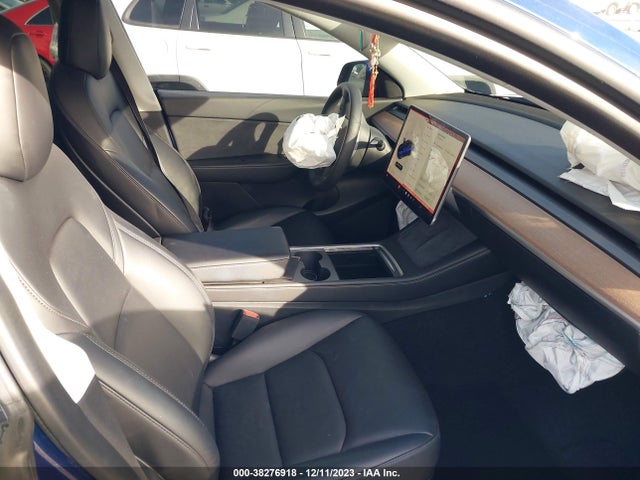 Tesla Model Y Long Range 2021 5YJYGDEE8MF287427 Image 5