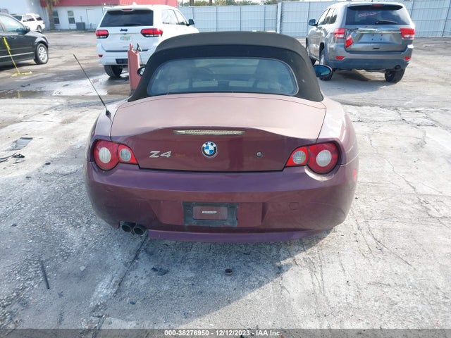 2005 BMW Z4 3.0I VIN: 4USBT53545LU09817