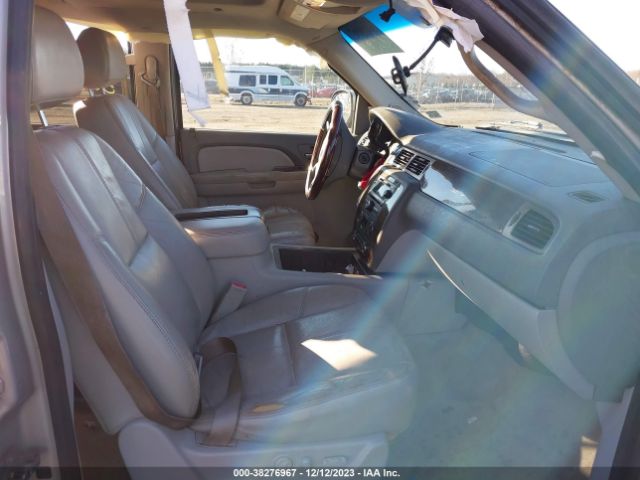 2007 CHEVROLET SUBURBAN 3GNFK16397G285189 Photo 4