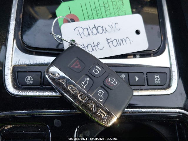 2020 JAGUAR F-PACE SADCM2FV7LA627510 Photo 10