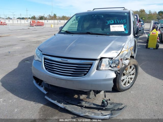 2C4RC1BG2GR175042 Chrysler Town  Country Touring