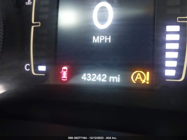 2020 JEEP CHEROKEE ALTITUDE VIN: 1C4PJLLB8LD638181