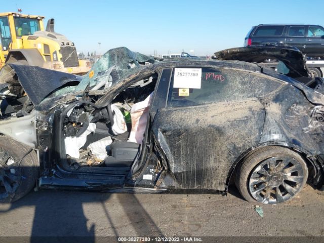 7SAYGAEEXPF928633 Tesla Model Y Long Range