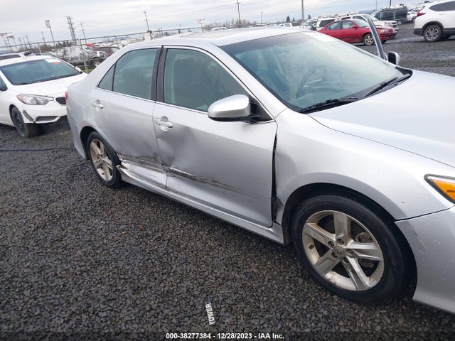 2012 TOYOTA CAMRY SE VIN: 4T1BF1FK2CU135981