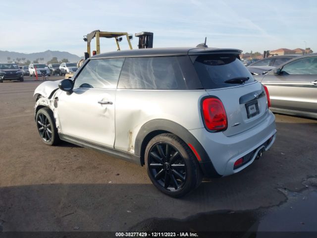 2017 MINI HARDTOP 2 DOOR WMWXP7C54H3C61751 Photo 2