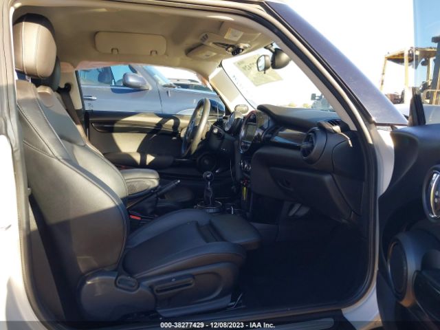 2017 MINI HARDTOP 2 DOOR WMWXP7C54H3C61751 Photo 4