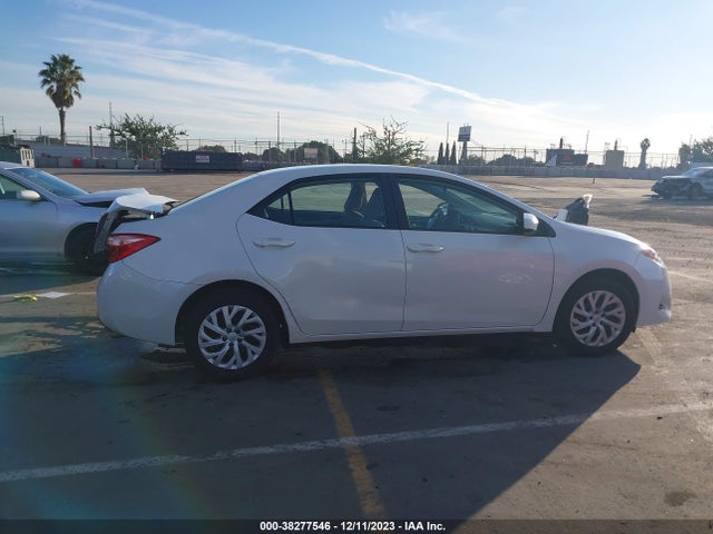 Toyota COROLLA LE 2019 5YFBURHE6KP917129 Image 13