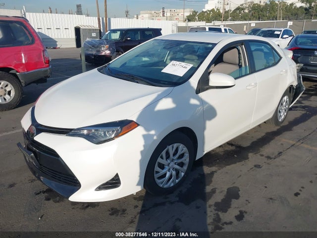 Toyota COROLLA LE 2019 5YFBURHE6KP917129 Image 2
