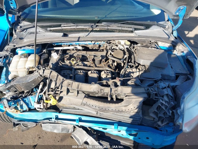 2014 FORD FOCUS SE VIN: 1FADP3K2XEL373684