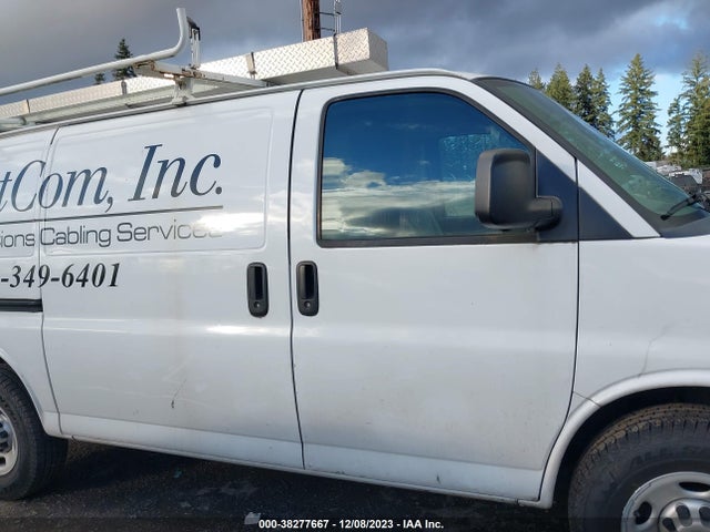 Chevrolet Express 2500 Work Van 2016 1GCWGAFF6G1119005 Image 13