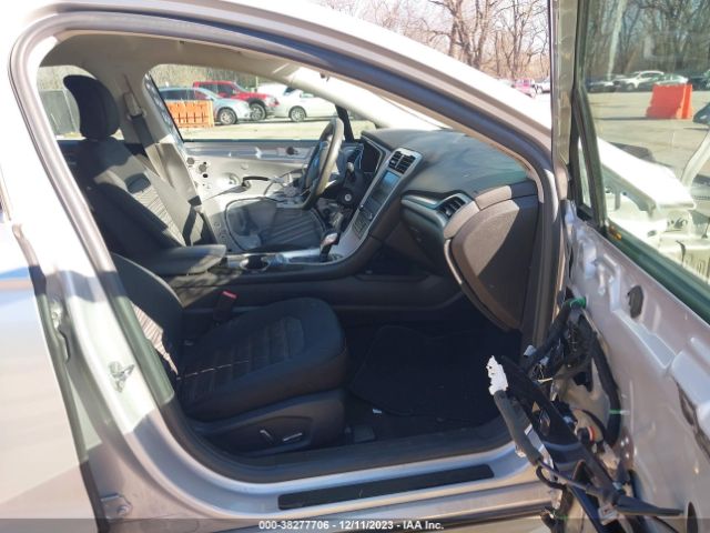 3FA6P0H71GR267994 Ford FUSION SE