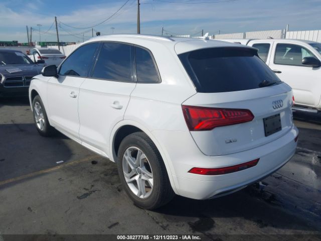 2018 AUDI Q5 WA1ANAFY1J2143211 Photo 2