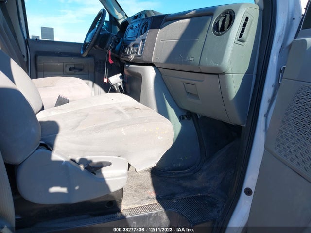 2011 FORD E-350 SUPER DUTY COMMERCIAL VIN: 1FTSE3EL4BDA61524