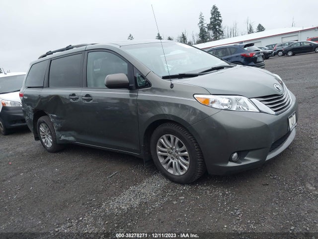 Toyota SIENNA XLE 2014 5TDYK3DC8ES419530 Image 13