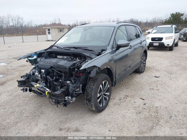 2023 VOLKSWAGEN TIGUAN 3VVFB7AX7PM119634 Photo 1