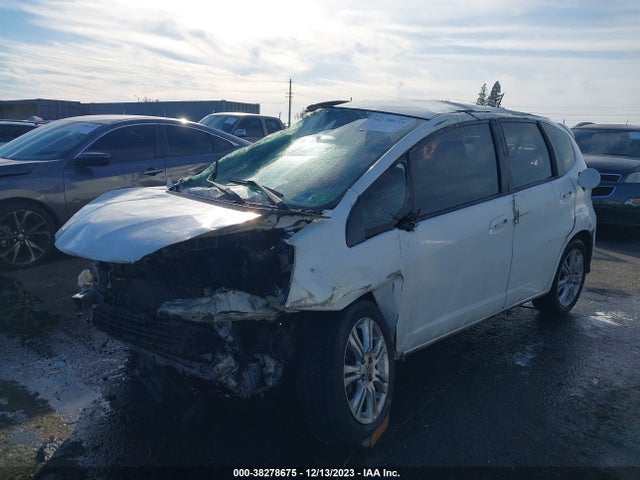 2010 HONDA FIT SPORT VIN: JHMGE8H62AS018933
