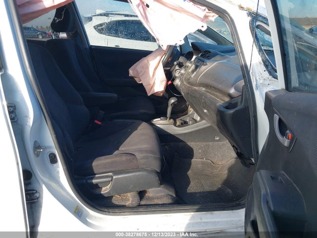 2010 HONDA FIT SPORT VIN: JHMGE8H62AS018933