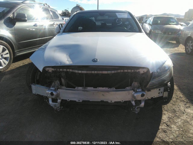 55SWF4JB8GU176692 Mercedes-Benz C 300 Luxury/sport