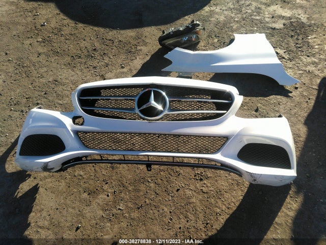 55SWF4JB8GU176692 Mercedes-Benz C 300 Luxury/sport