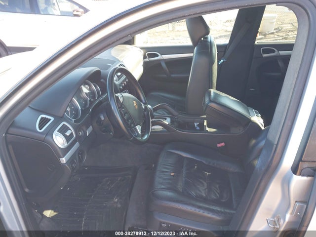 2005 PORSCHE CAYENNE WP1AC29P75LA91926 Photo 4