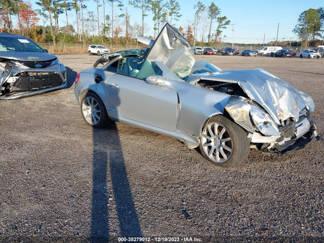 2005 MERCEDES-BENZ SLK-CLASS BASE M6 VIN: WDBWK56F15F044928
