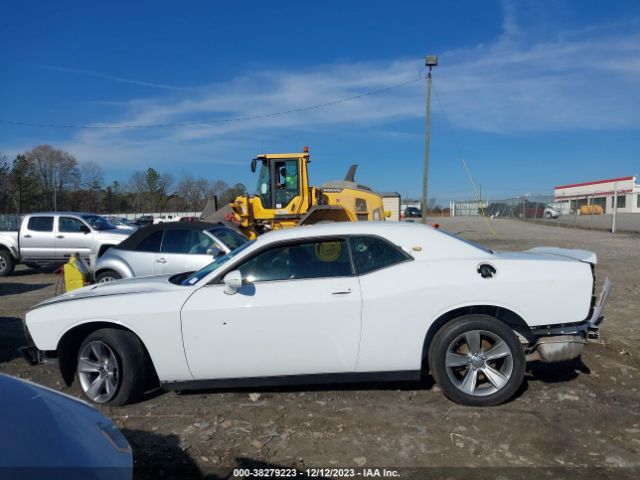 2C3CDZAG2KH750486 Dodge Challenger Sxt