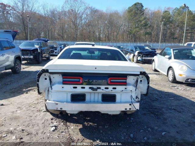 2C3CDZAG2KH750486 Dodge Challenger Sxt