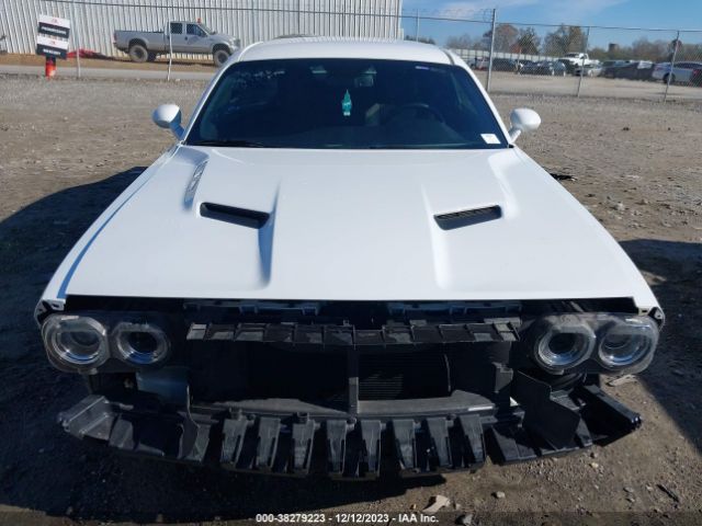 2C3CDZAG2KH750486 Dodge Challenger Sxt