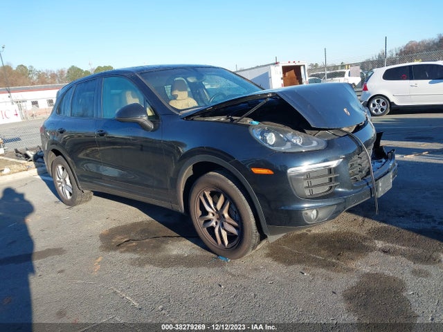 2017 PORSCHE CAYENNE WP1AA2A26HKA91142 Photo 0